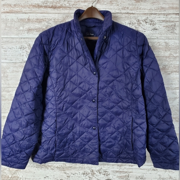 LL Bean Petite Lightweight Quilted Jacket - Picture 1 of 7